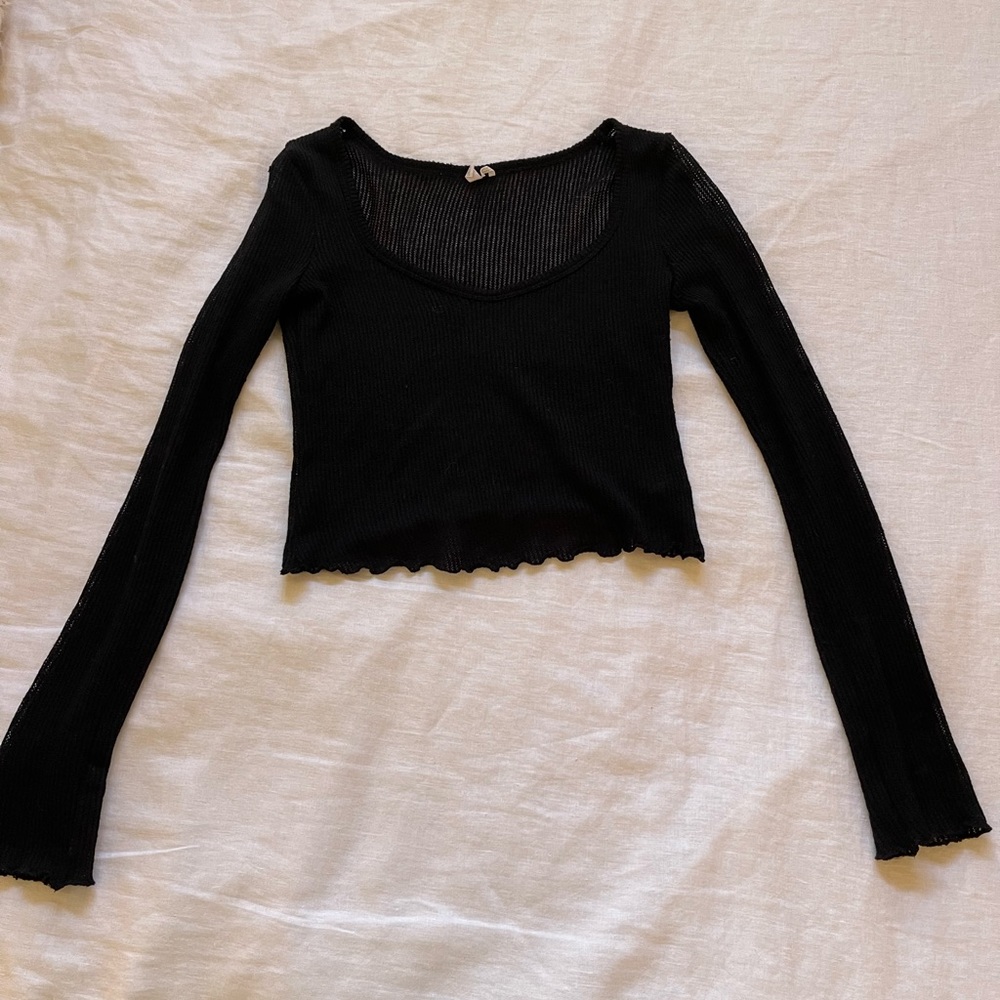 UO Long sleeve knit crop top